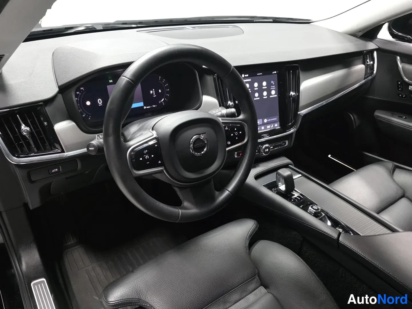 Black Volvo V90 2023, photo 9