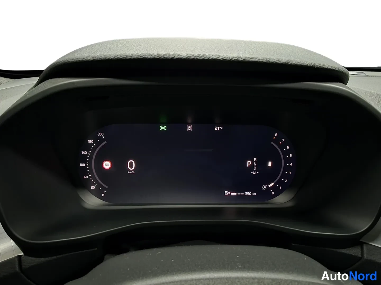 Grey Volvo XC40 2025, photo 11