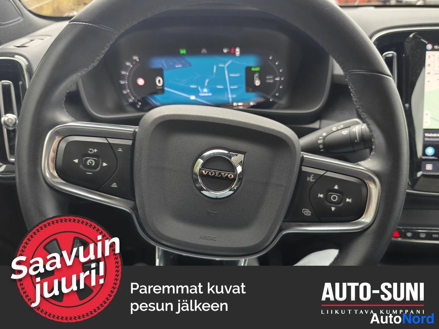 White Volvo C40 2022, photo 11