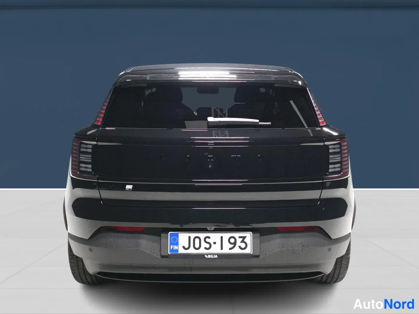Black Volvo EX30 2027, photo 6