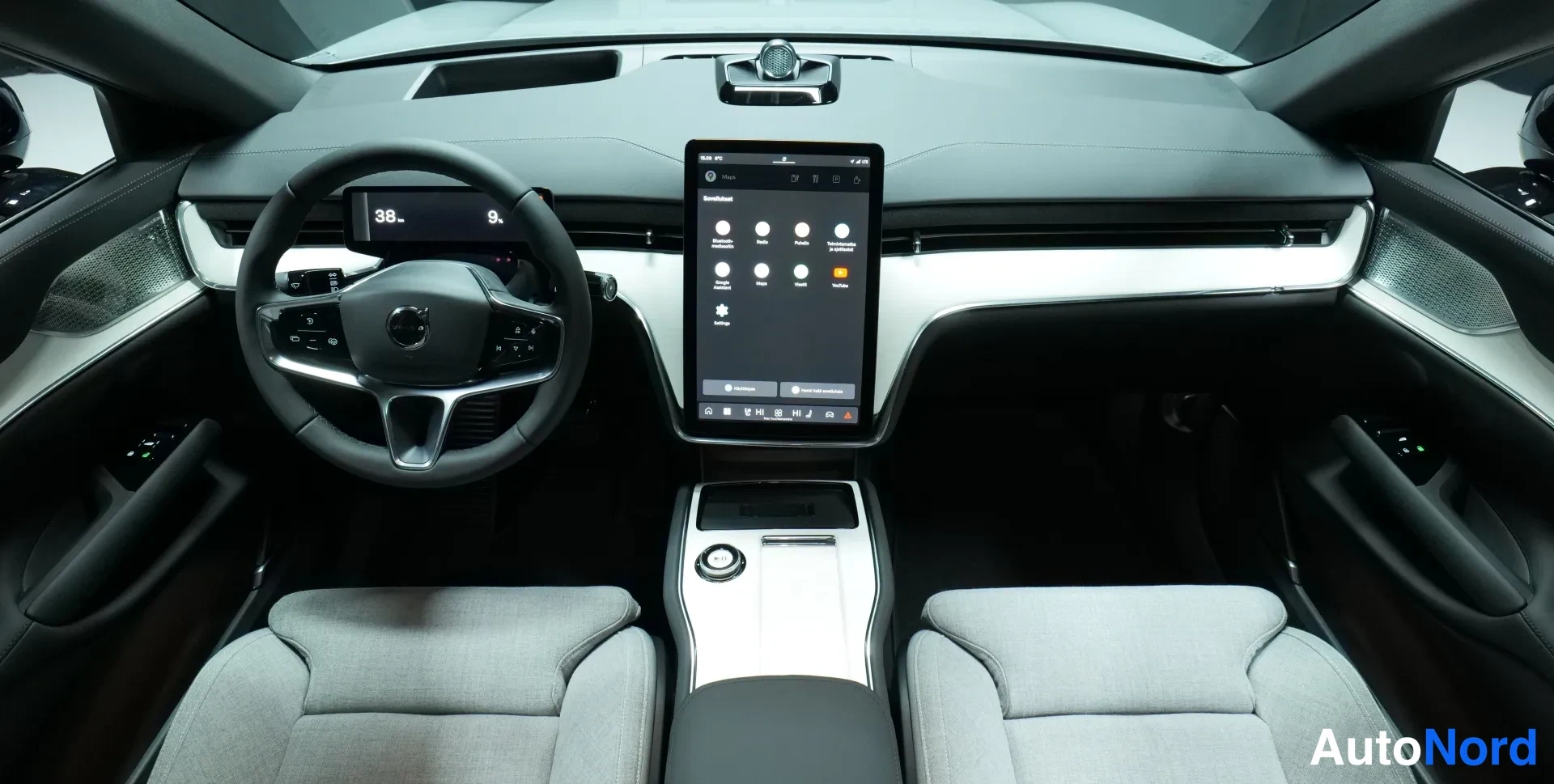 Grå Volvo EX90 2025, bild 14