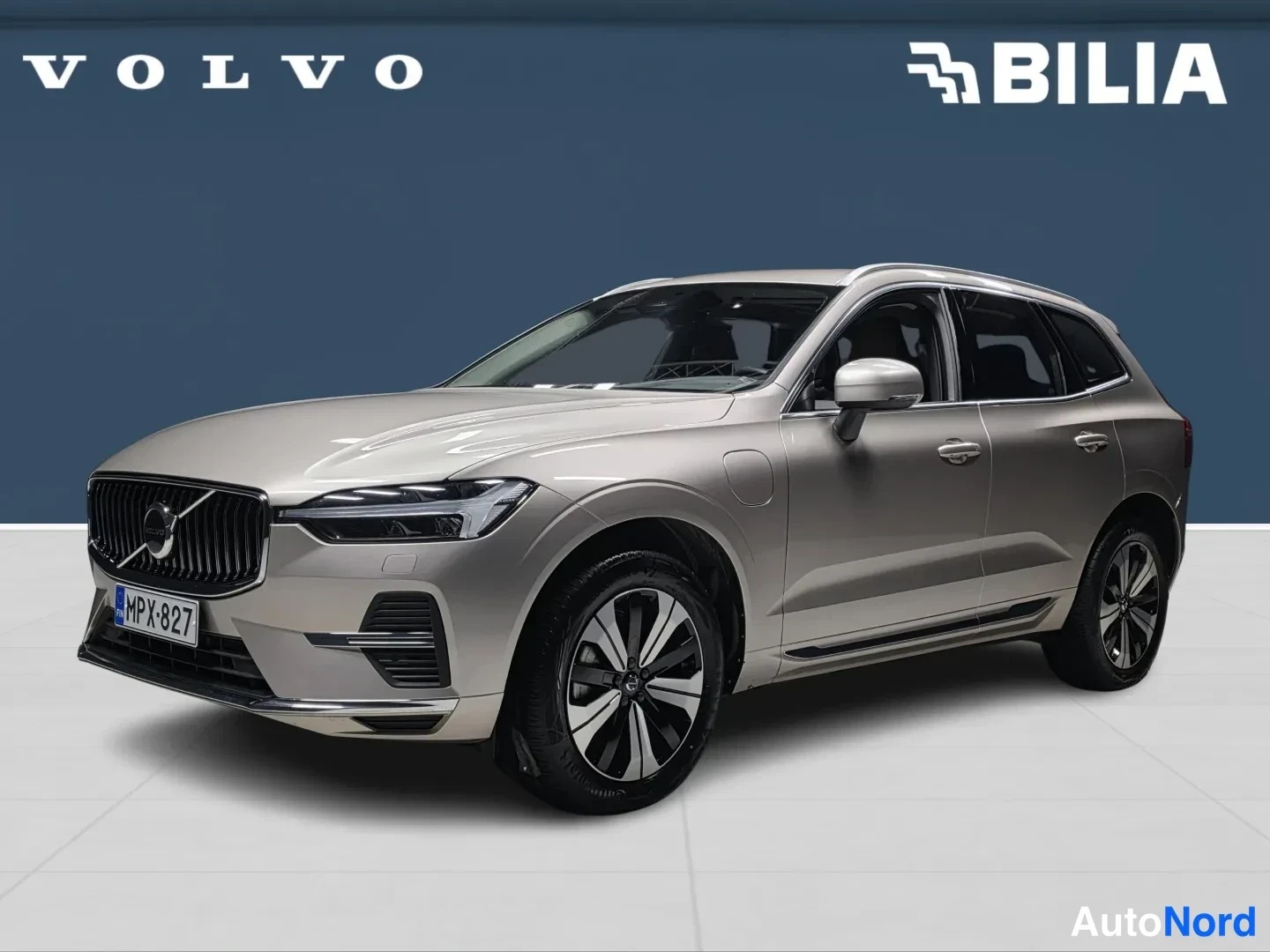 Volvo XC60 T6 AWD Long Range Plus Bright 2025