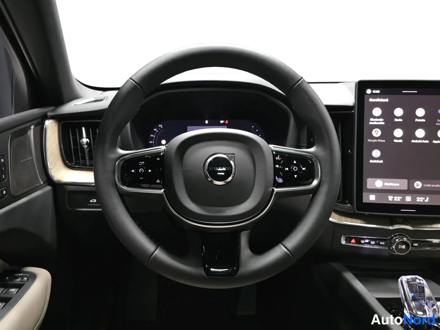 Sininen Volvo XC60 2027, kuva 11