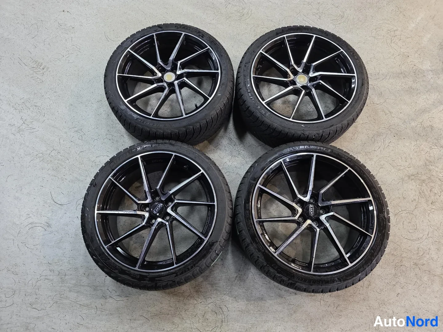 Black Volvo V60 2022, photo 12