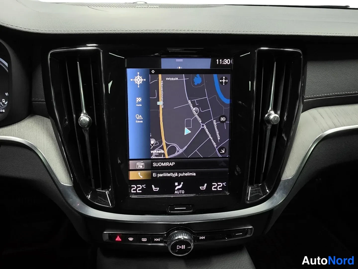 Black Volvo V60 2022, photo 13