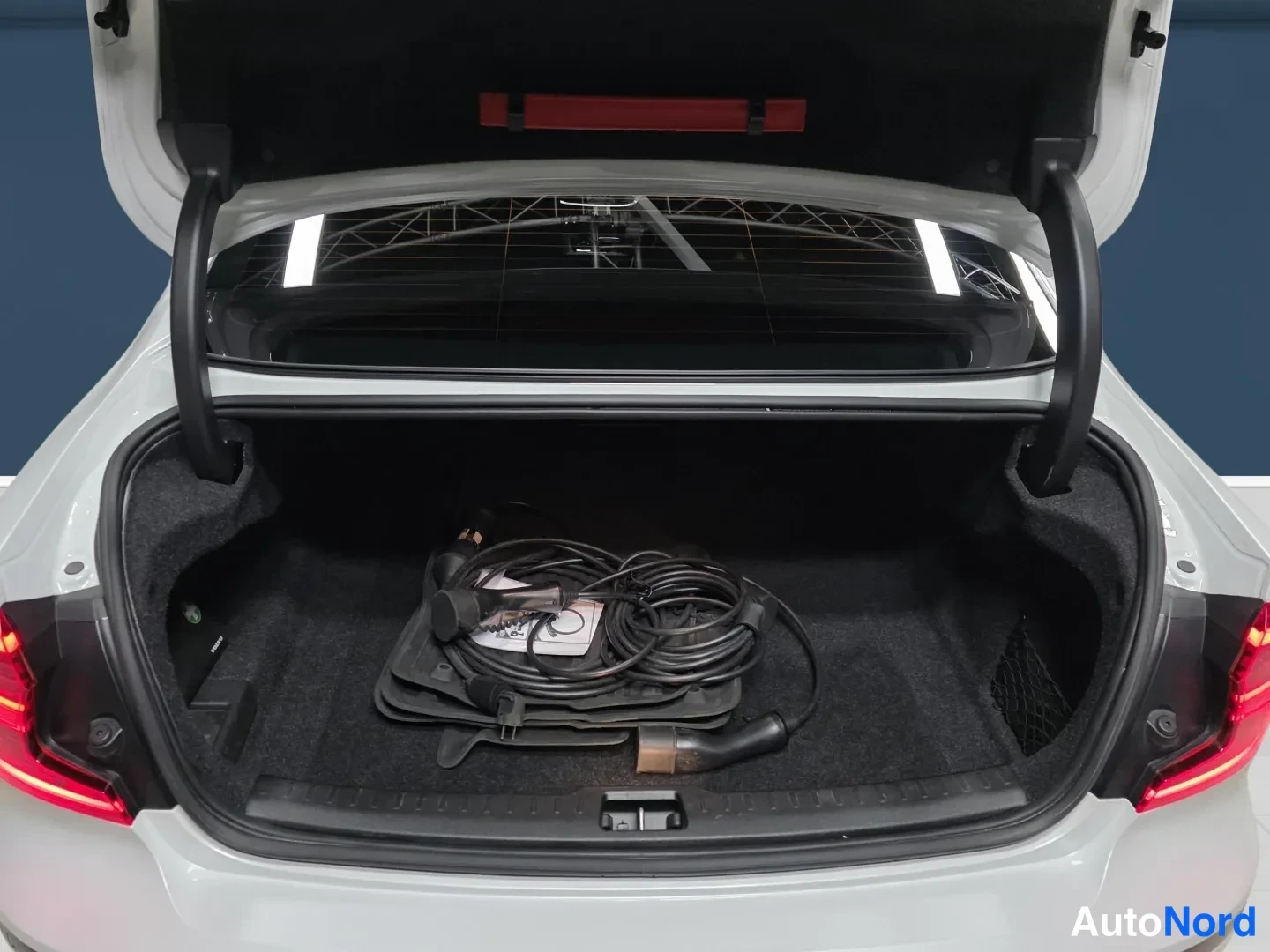 White Volvo S60 2022, photo 11