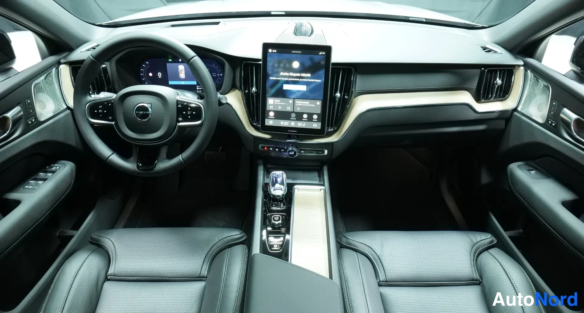 Hopea Volvo XC60 2026, kuva 7