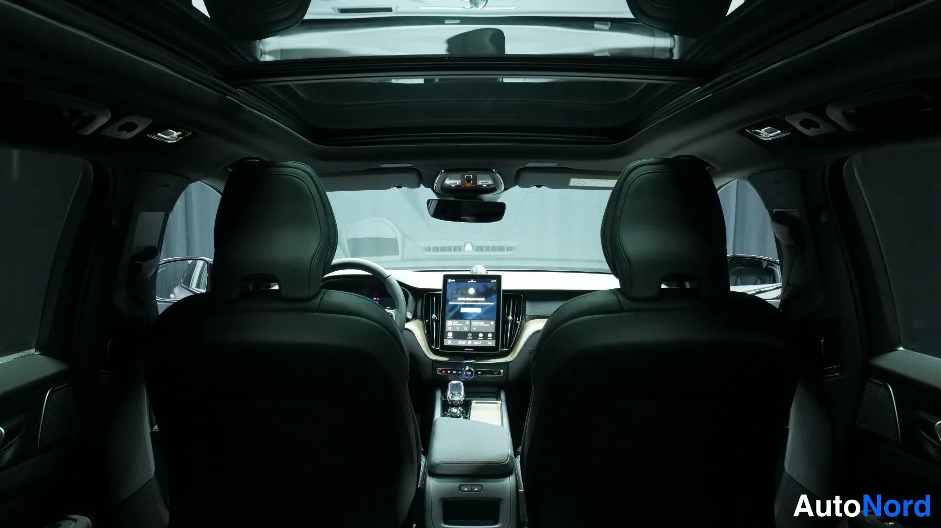 Hopea Volvo XC60 2026, kuva 9