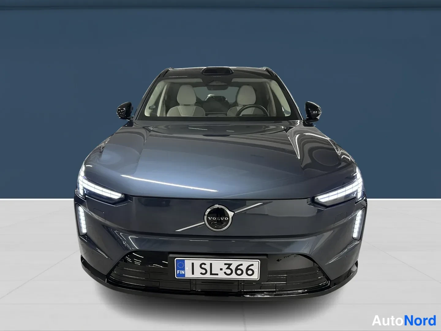 Sininen Volvo EX90 2025, edestä, kuva 5