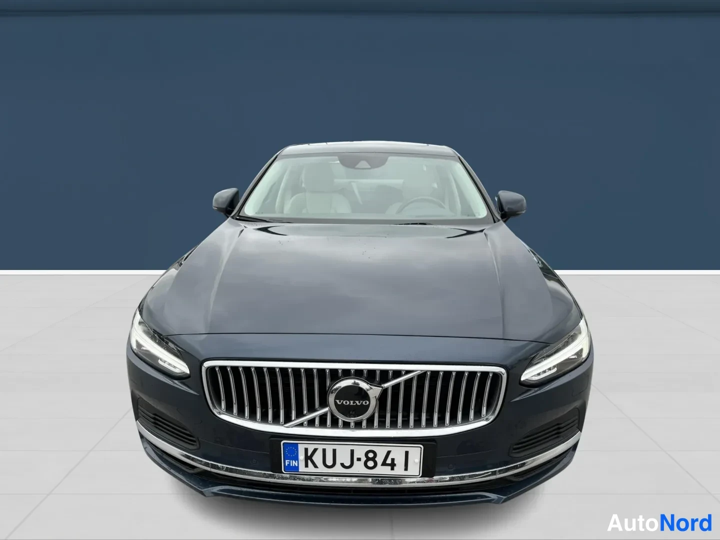 Blue Volvo S90 2021, front, photo 3