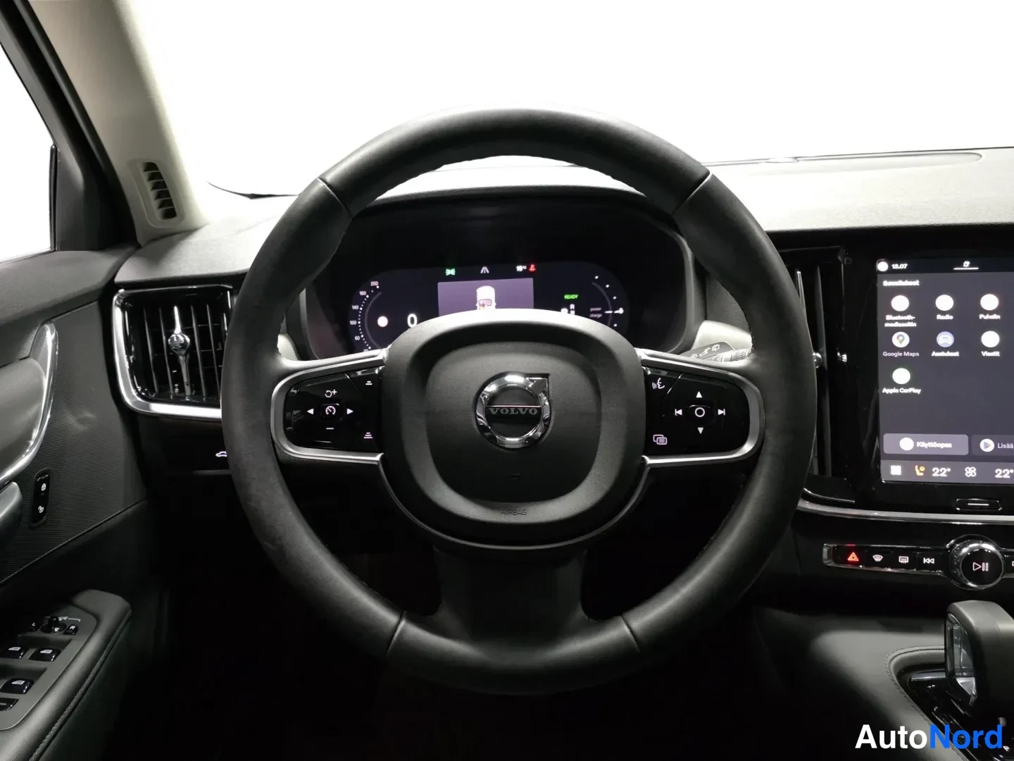 Grey Volvo V90 2024, detail, photo 8
