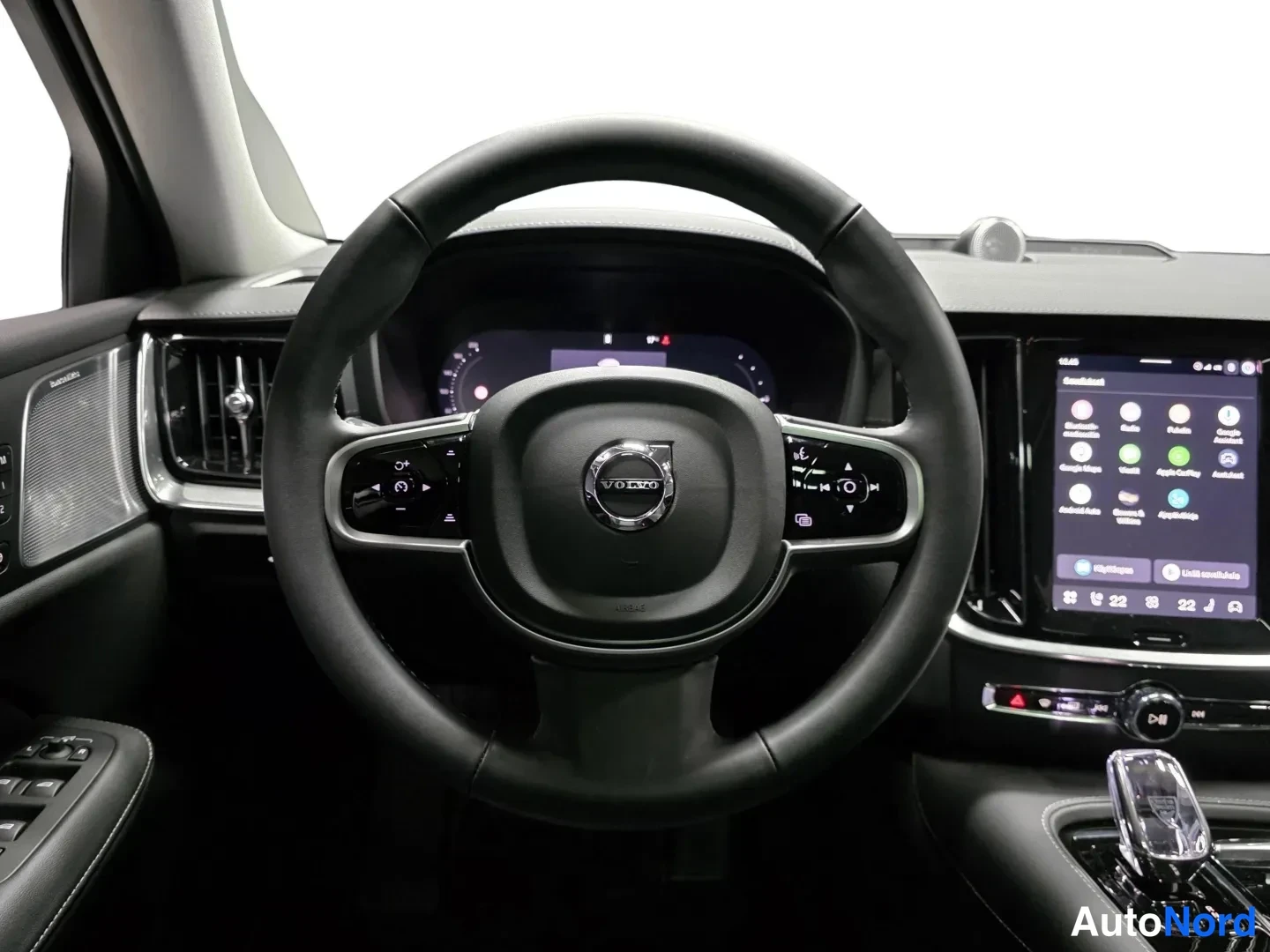 Vihreä Volvo V60 2026, kuva 12