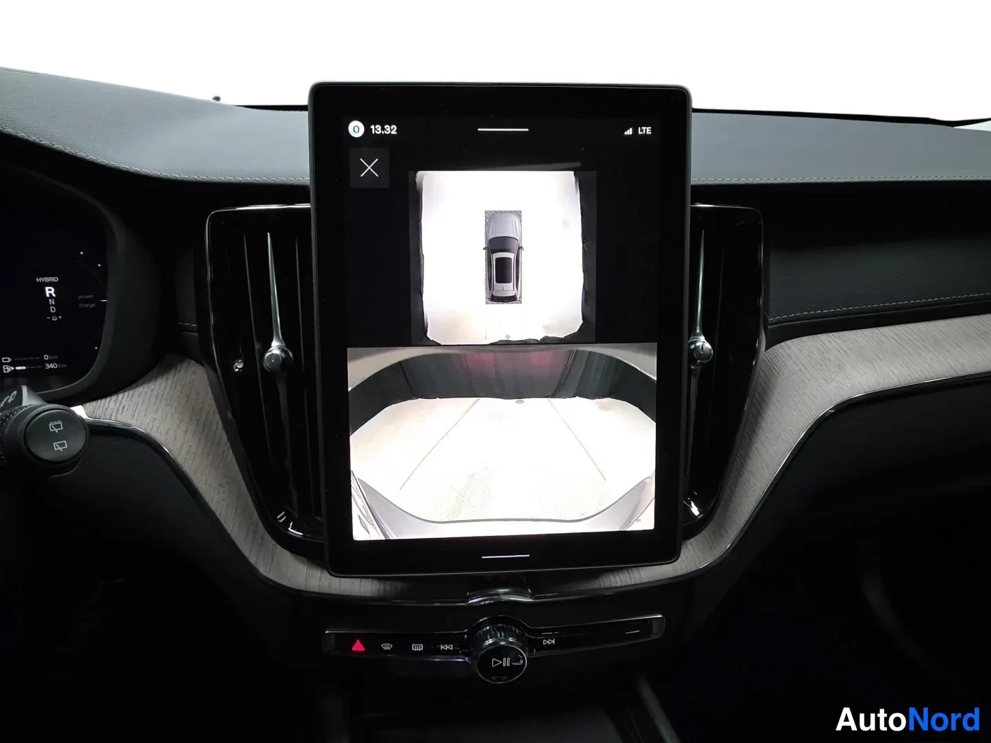 Grå Volvo XC60 2027, bild 13
