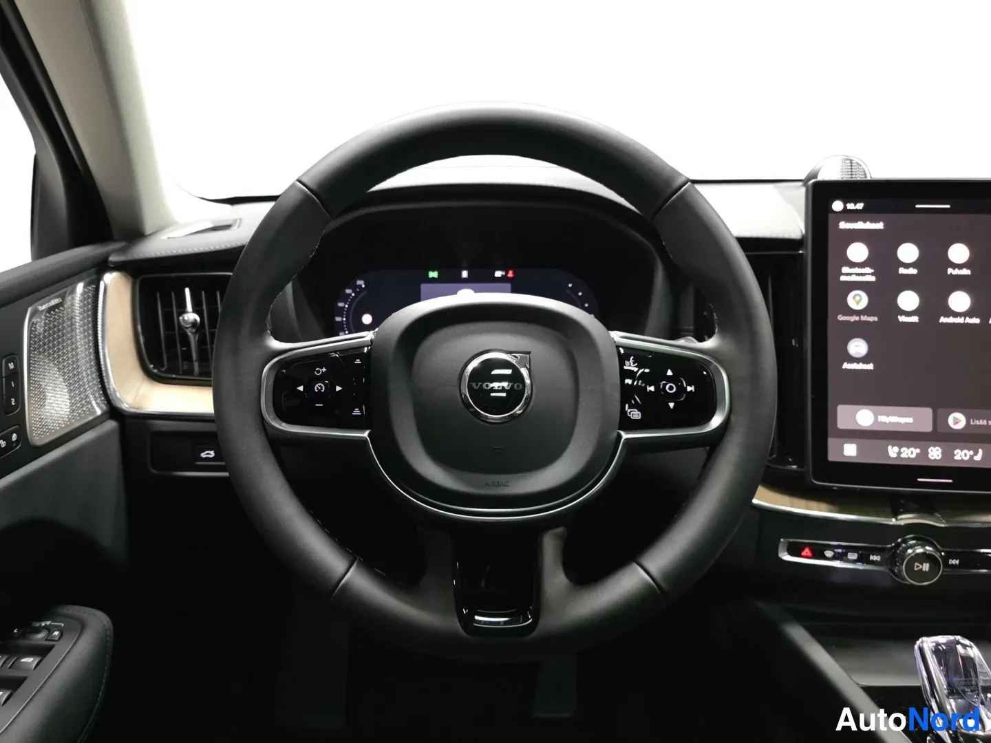 Musta Volvo XC60 2027, kuva 12