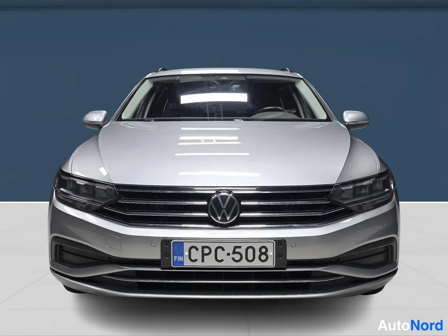 Grey Volkswagen Passat 2021, front, photo 3