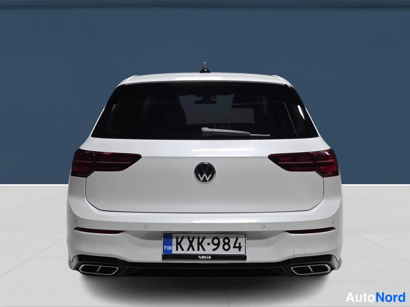 White Volkswagen Golf 2021, rear, photo 7