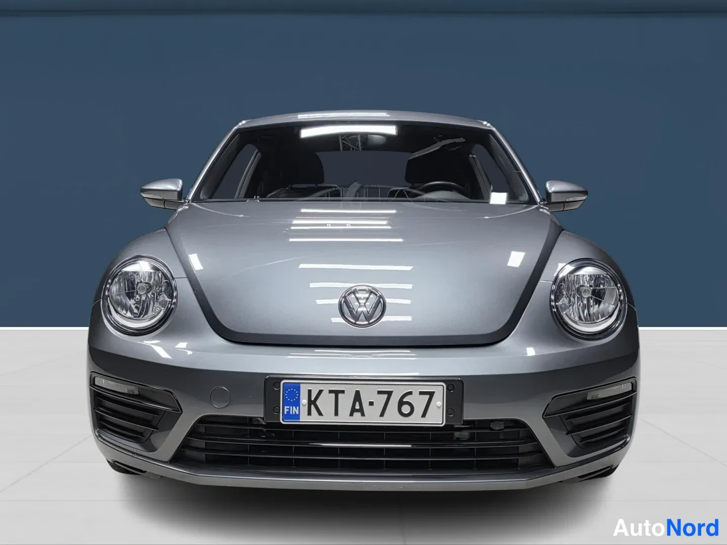 Grey Volkswagen Beetle 2018, photo 3