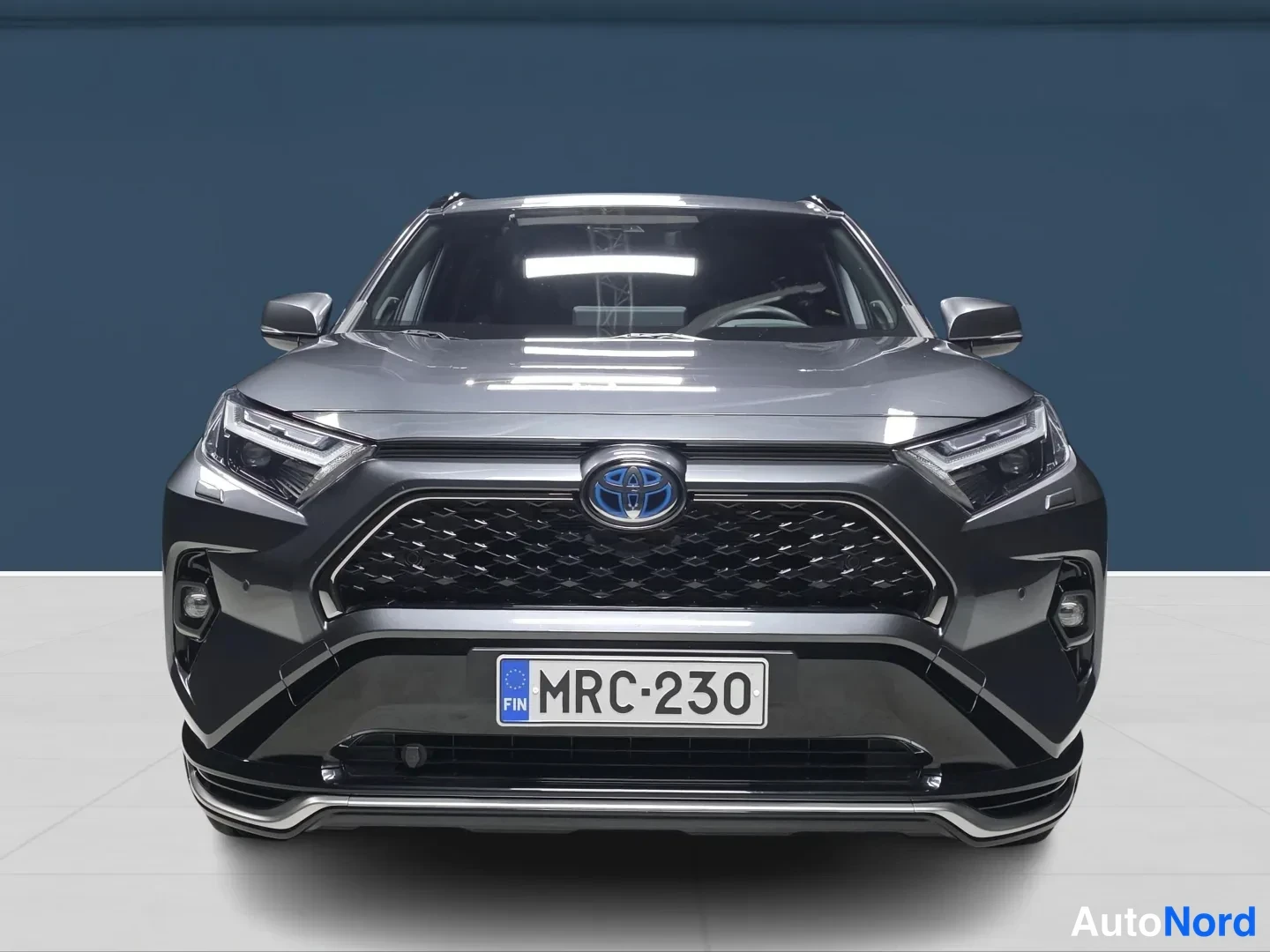 Grey Toyota RAV4 Plug-in 2024, photo 3