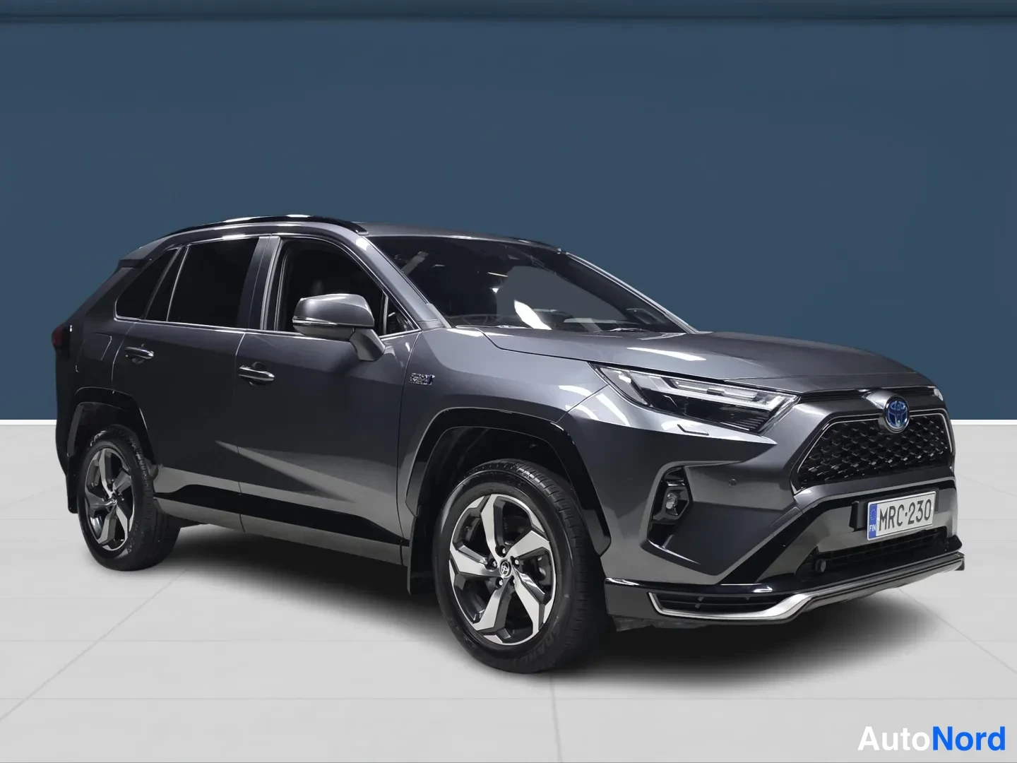 Grey Toyota RAV4 Plug-in 2024, photo 2
