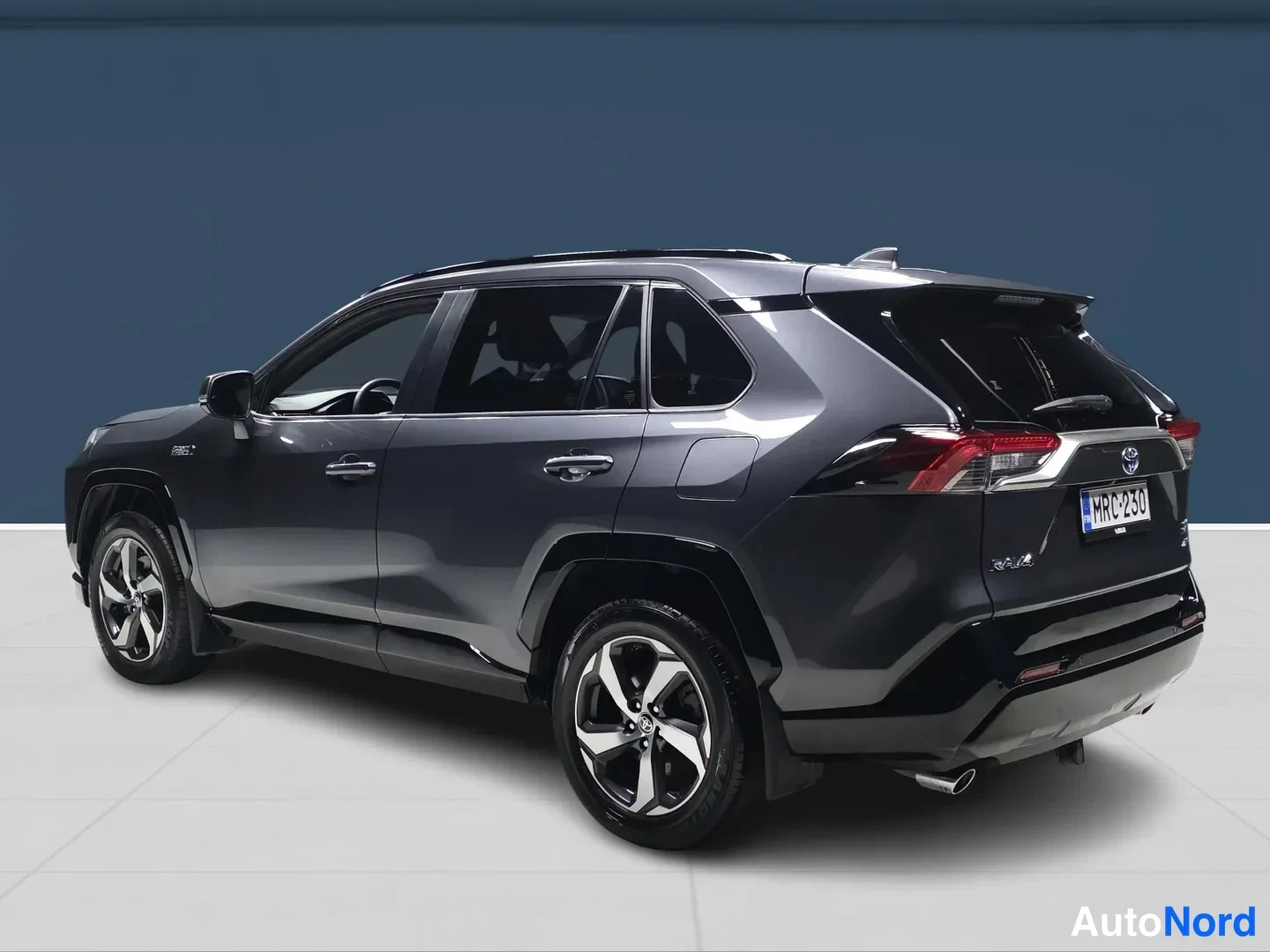 Grey Toyota RAV4 Plug-in 2024, photo 5