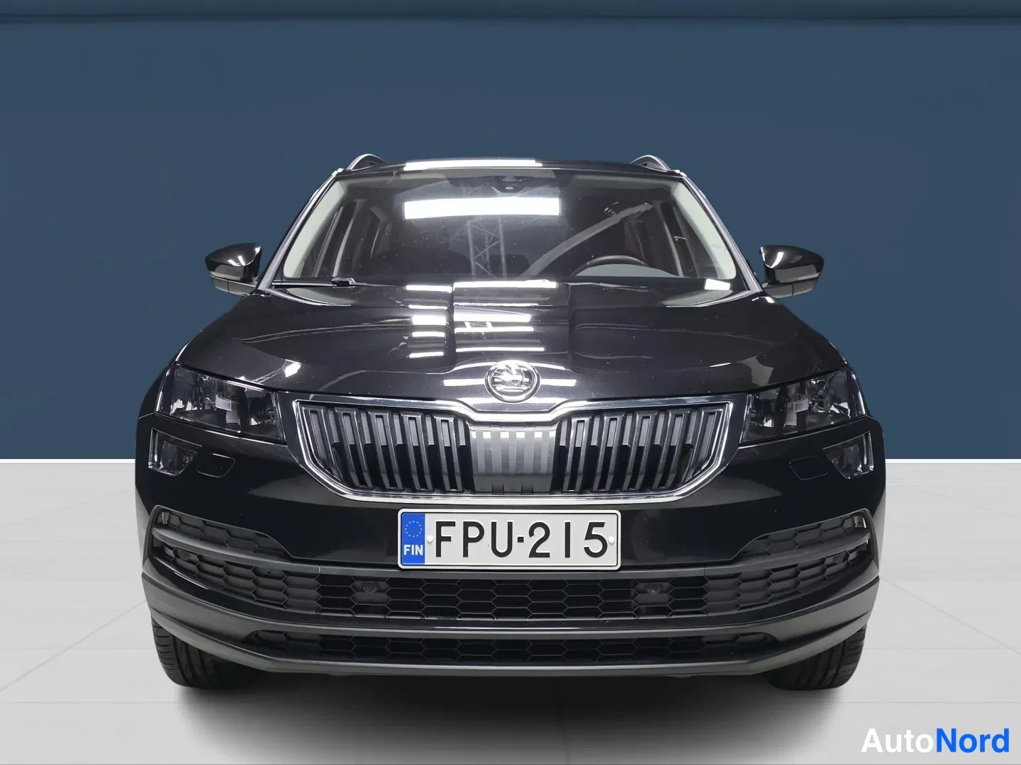 Black Skoda Karoq 2021, photo 4