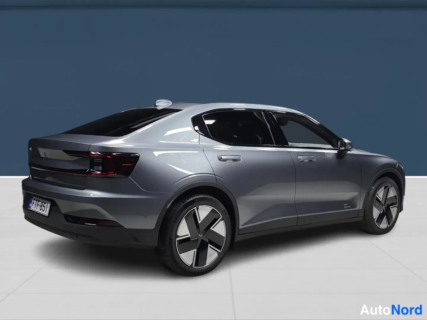 Grey Polestar 2 2026, photo 4