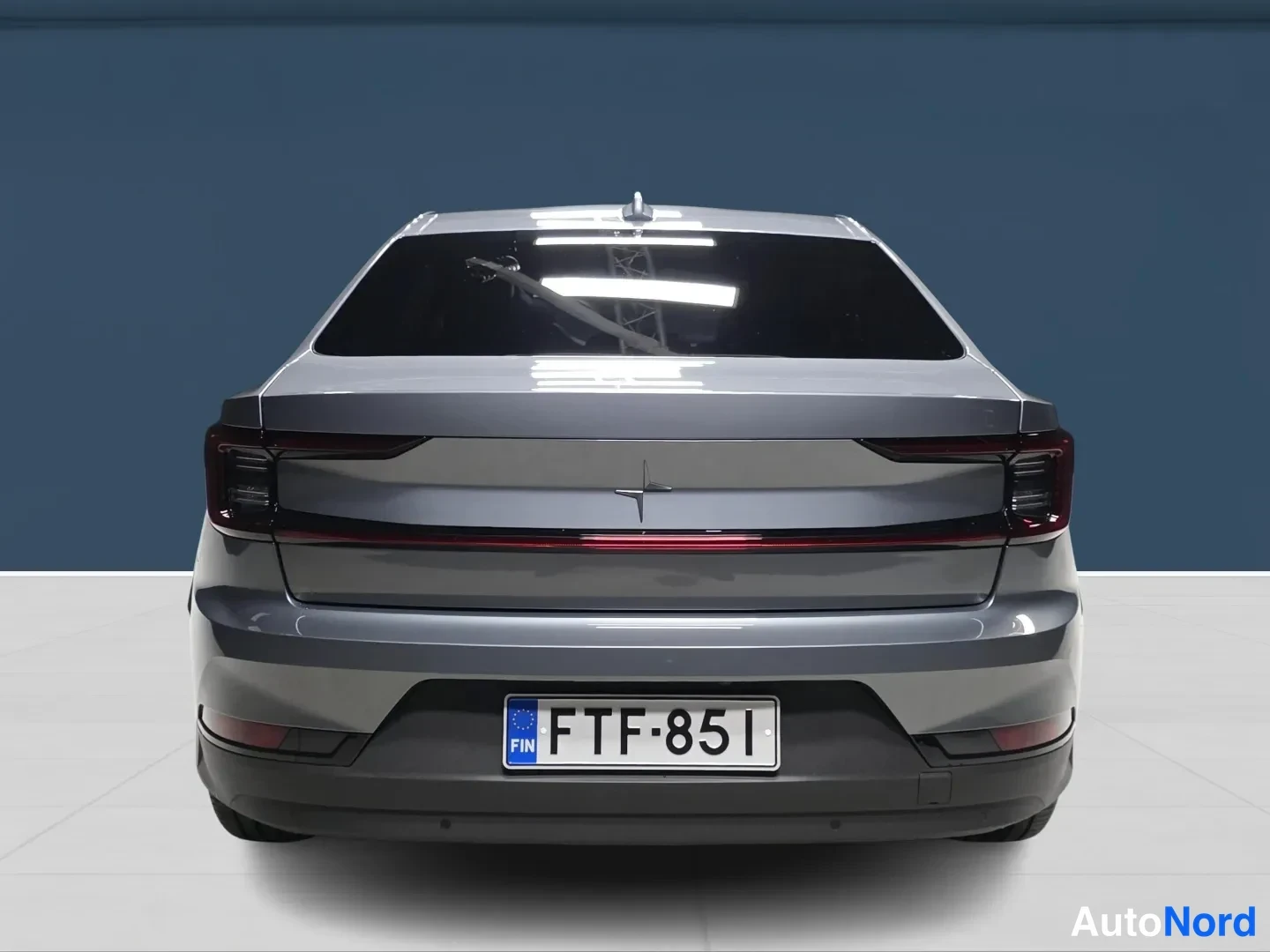 Grey Polestar 2 2026, photo 6