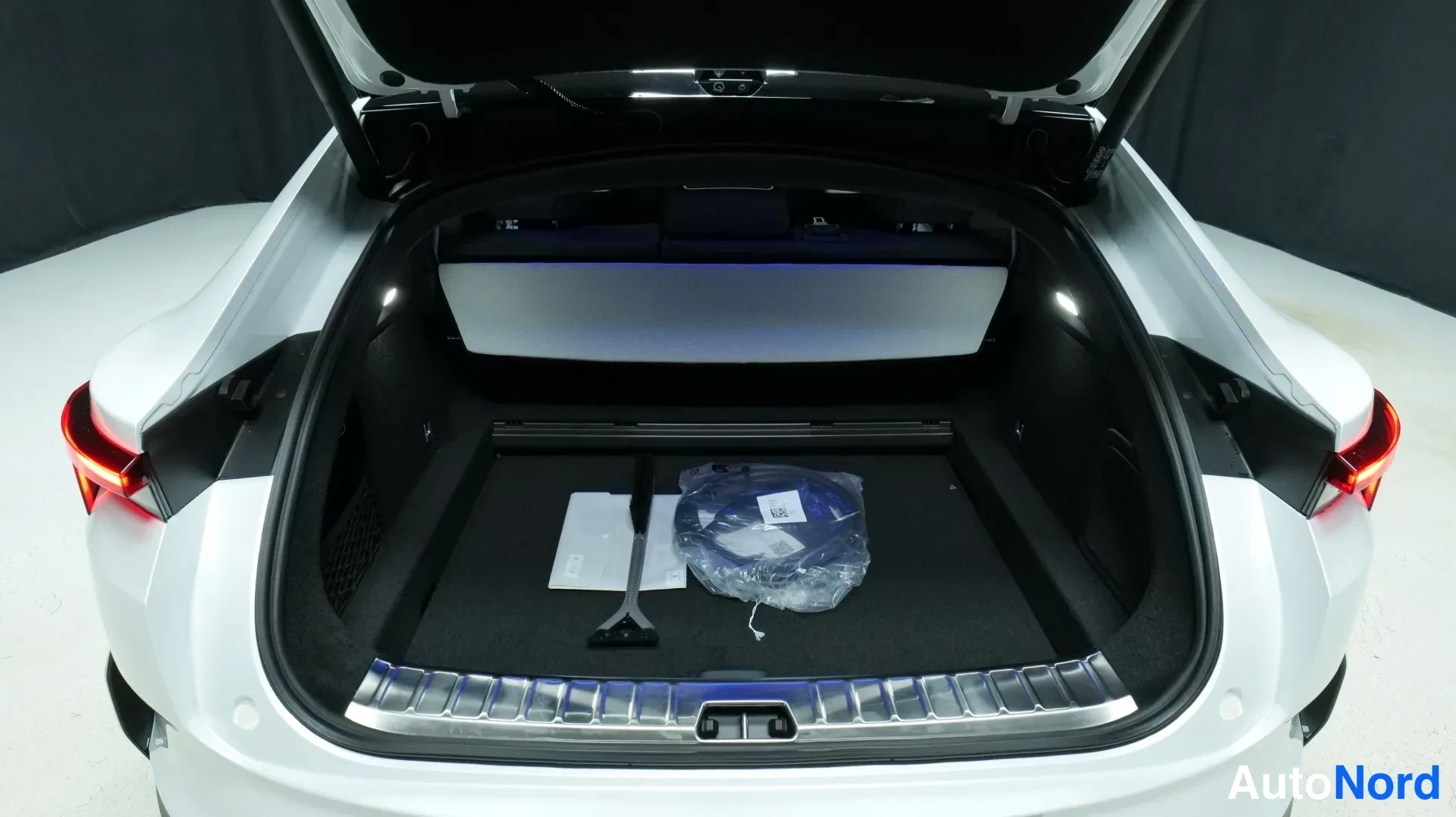 White Polestar 4 2026, rear, photo 5