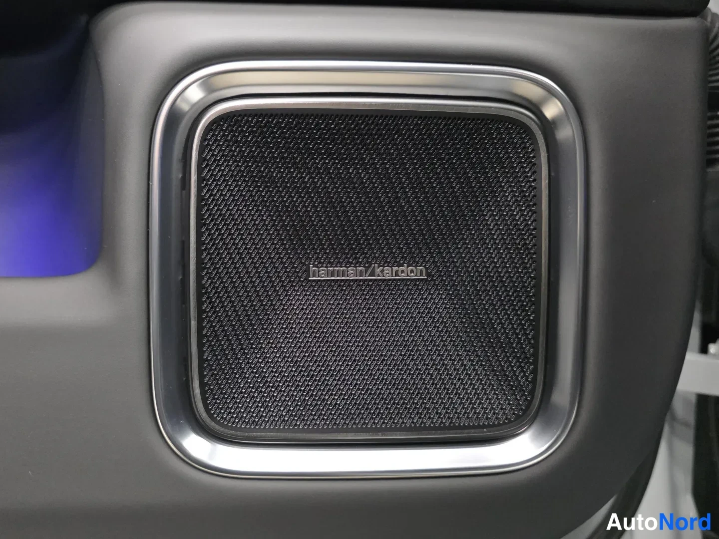 Grey Polestar 4 2026, photo 14