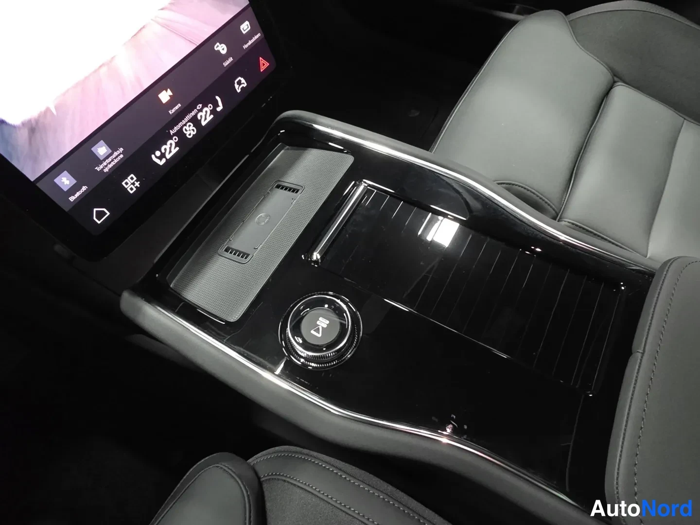 Black Polestar 3 2026, photo 13