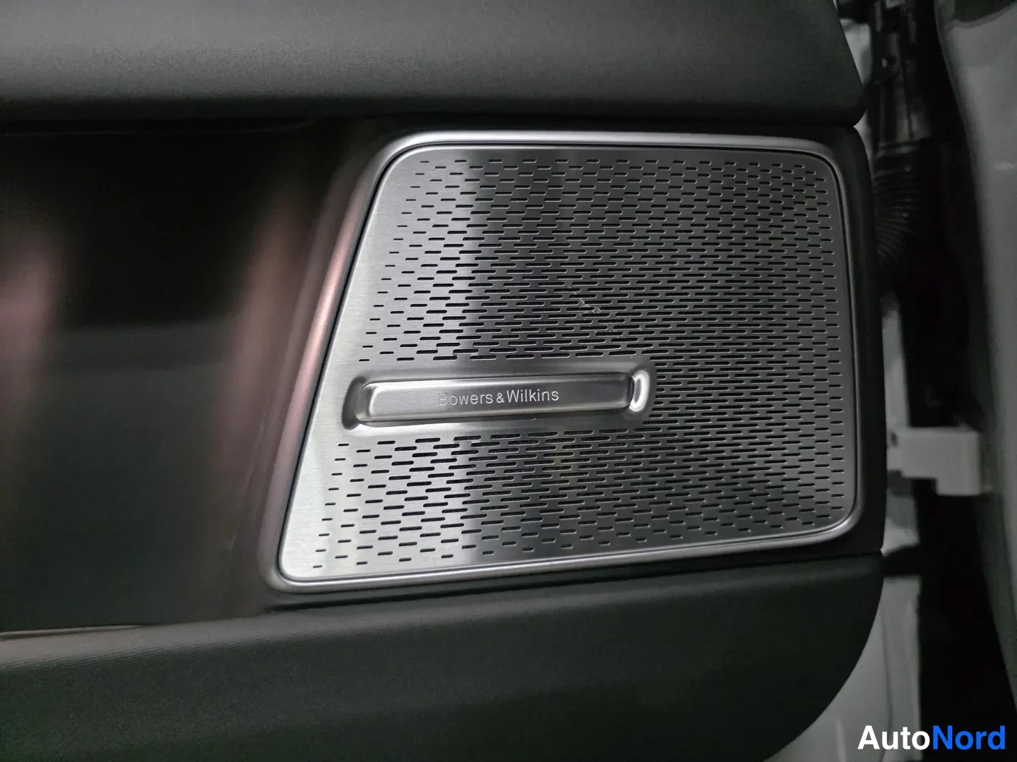 Grey Polestar 3 2025, photo 15