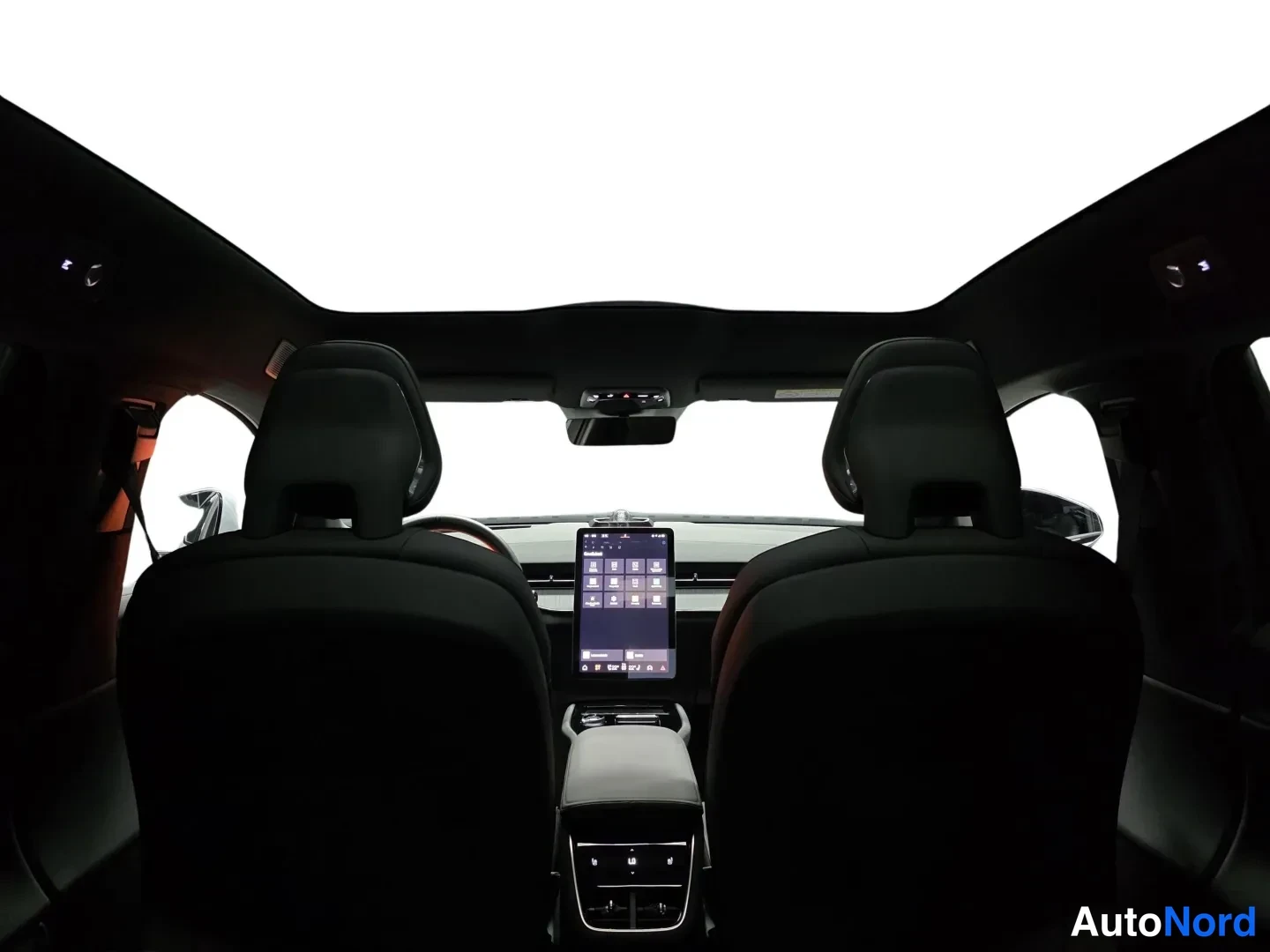 Grey Polestar 3 2025, photo 16