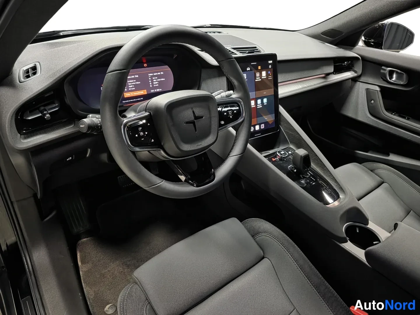 Black Polestar 2 2023, photo 11