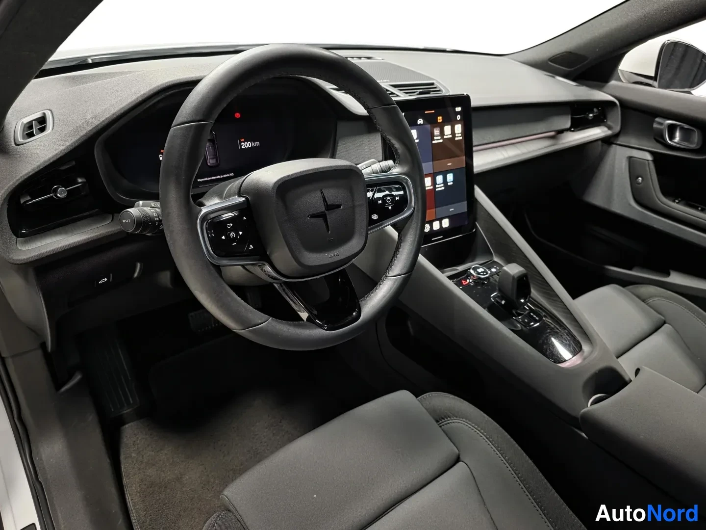 White Polestar 2 2023, photo 9