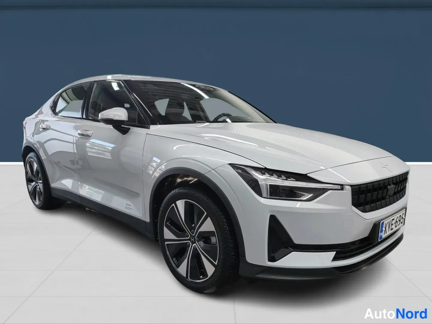 Grey Polestar 2 2023, front three-quarter, nose to the right, photo 2