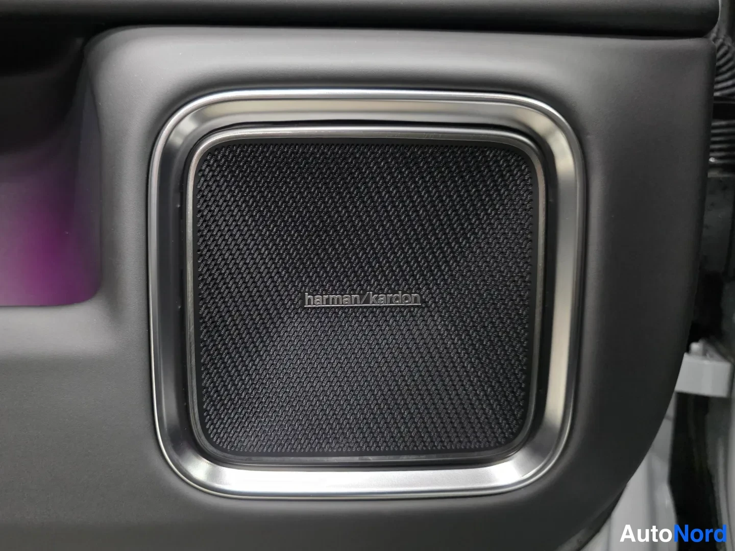 Grey Polestar 4 2026, photo 18
