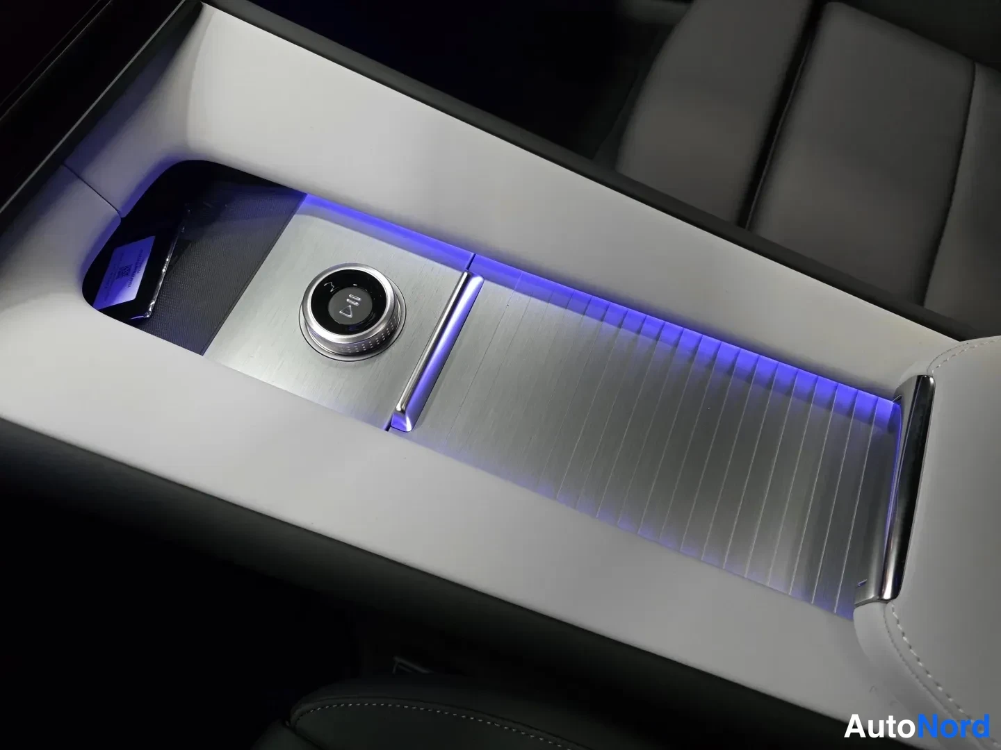 Black Polestar 4 2026, photo 14