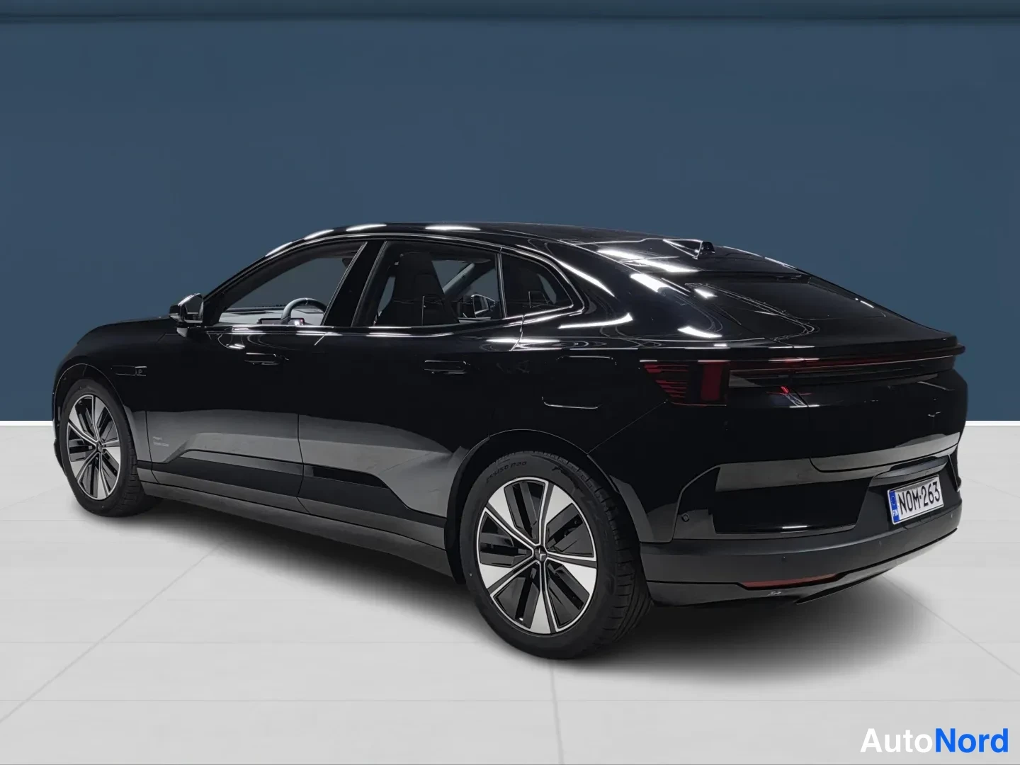 Black Polestar 4 2026, photo 5