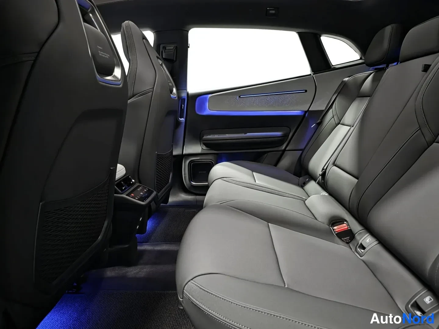 Black Polestar 4 2026, photo 10
