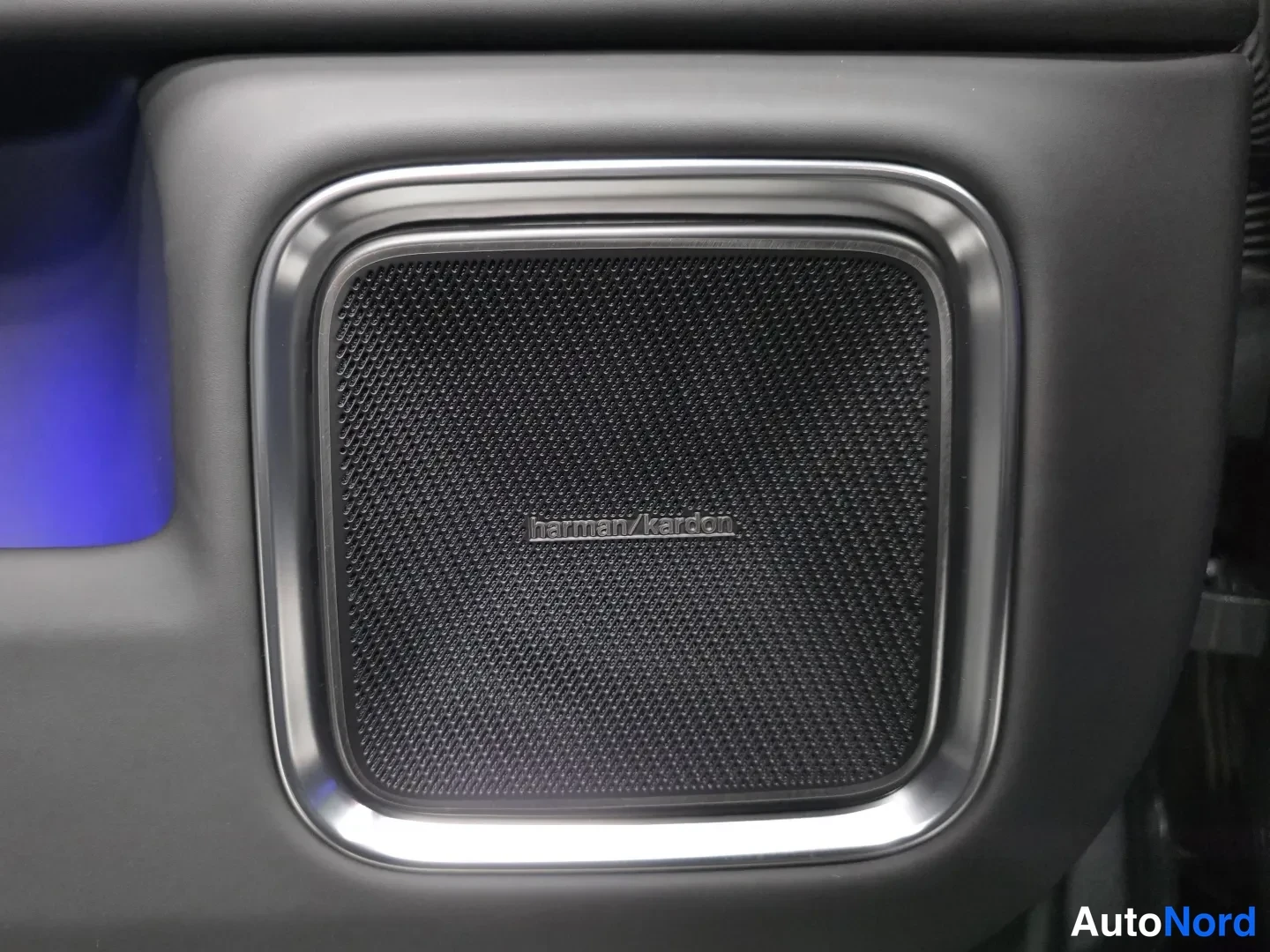 Grey Polestar 4 2026, photo 15
