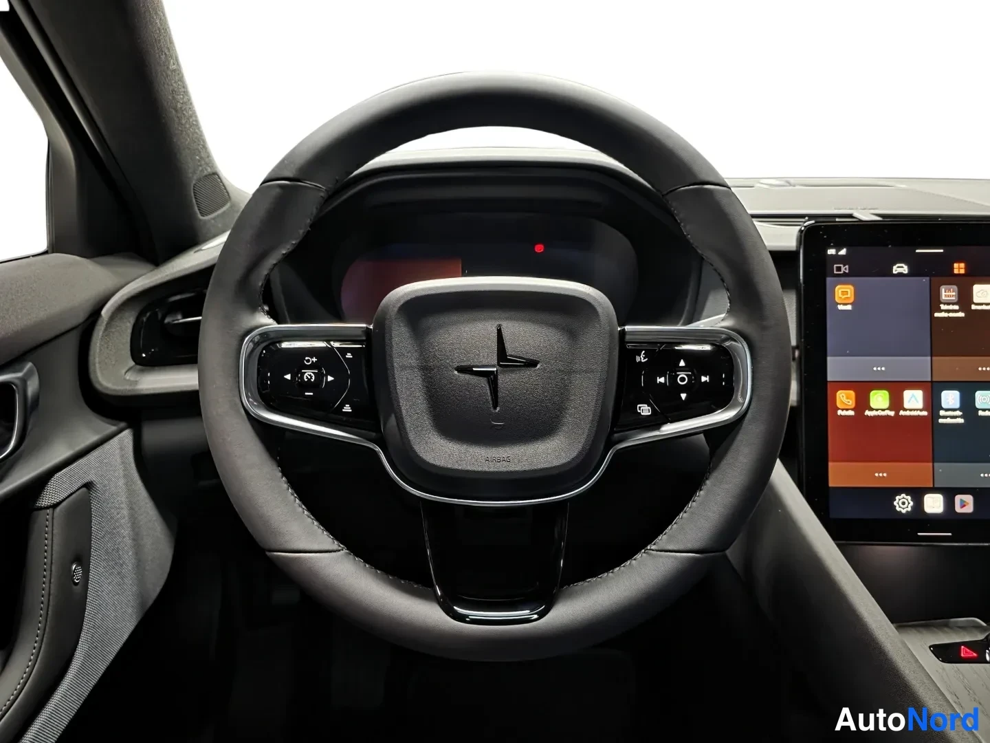 Grey Polestar 2 2026, photo 10