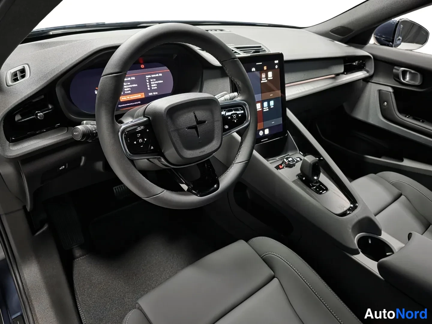 Blue Polestar 2 2026, photo 11
