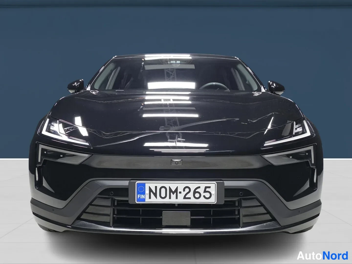 Black Polestar 4 2026, front, photo 3