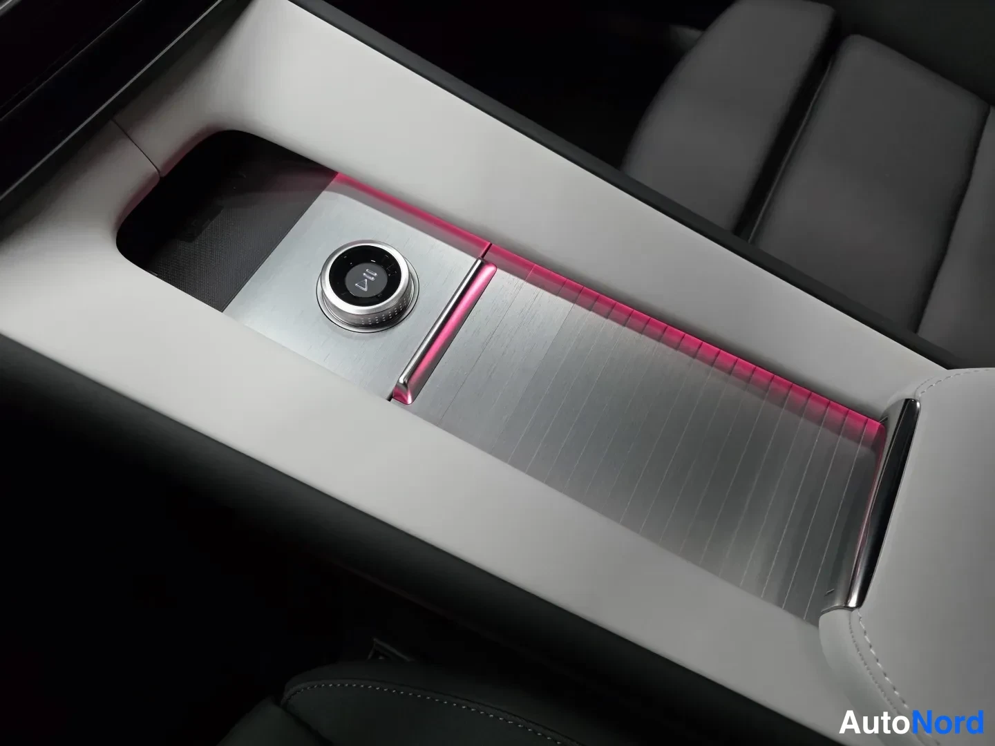 Black Polestar 4 2026, photo 14