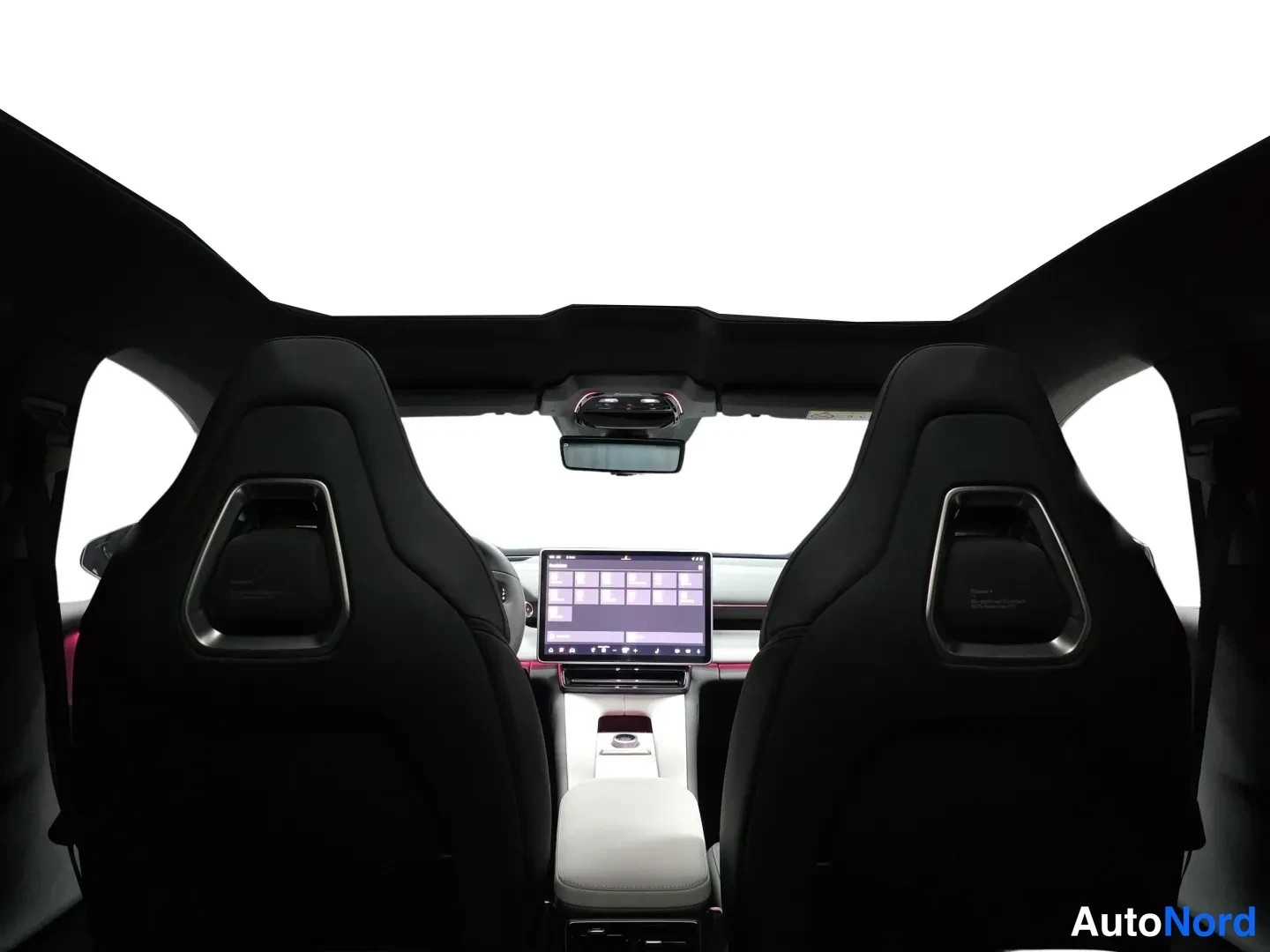 Black Polestar 4 2026, photo 17