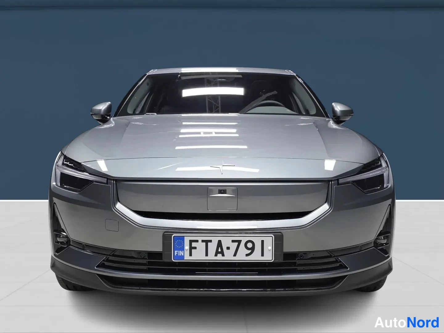 Grey Polestar 2 2027, front, photo 3