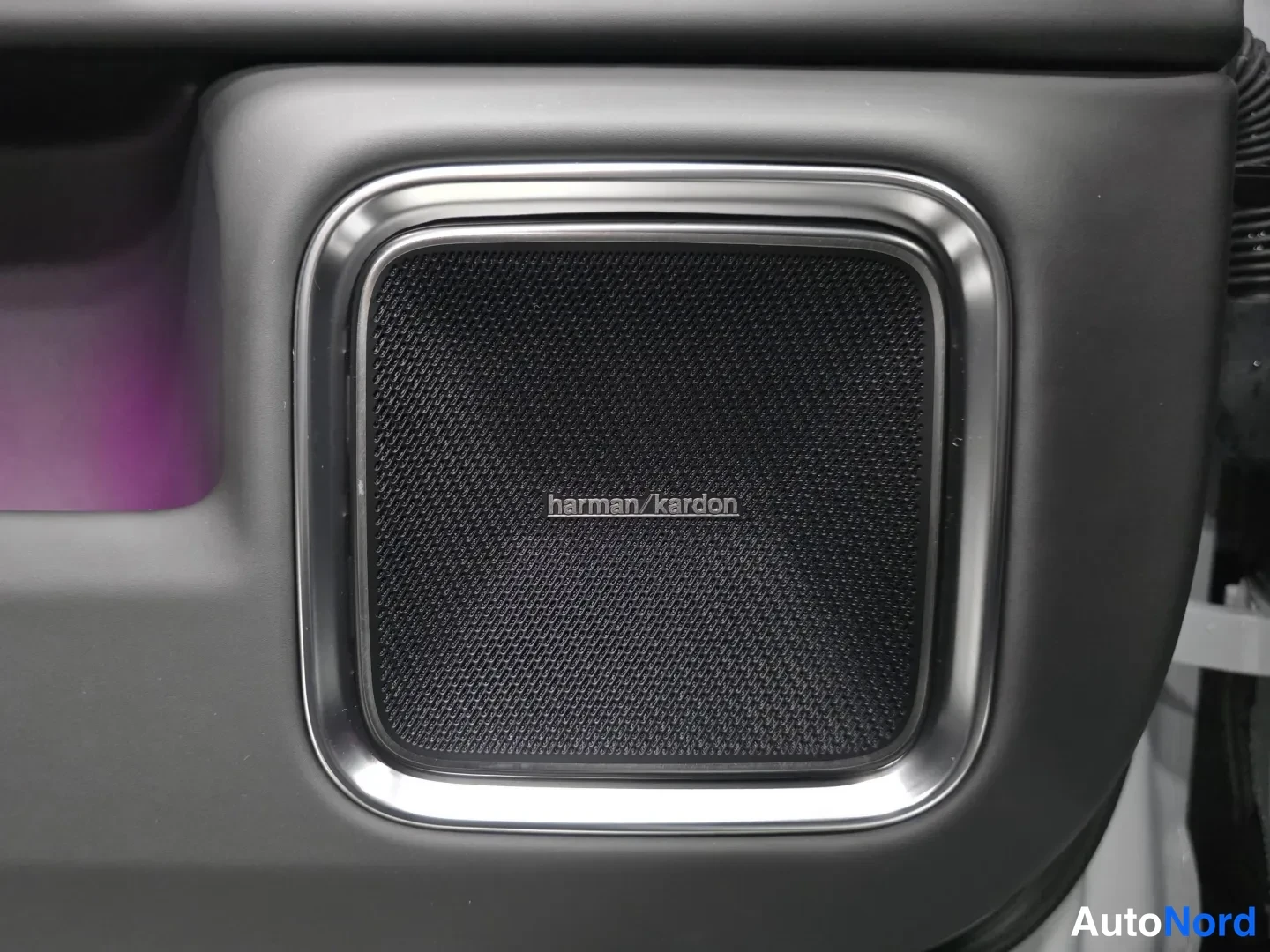 Grey Polestar 4 2026, photo 15