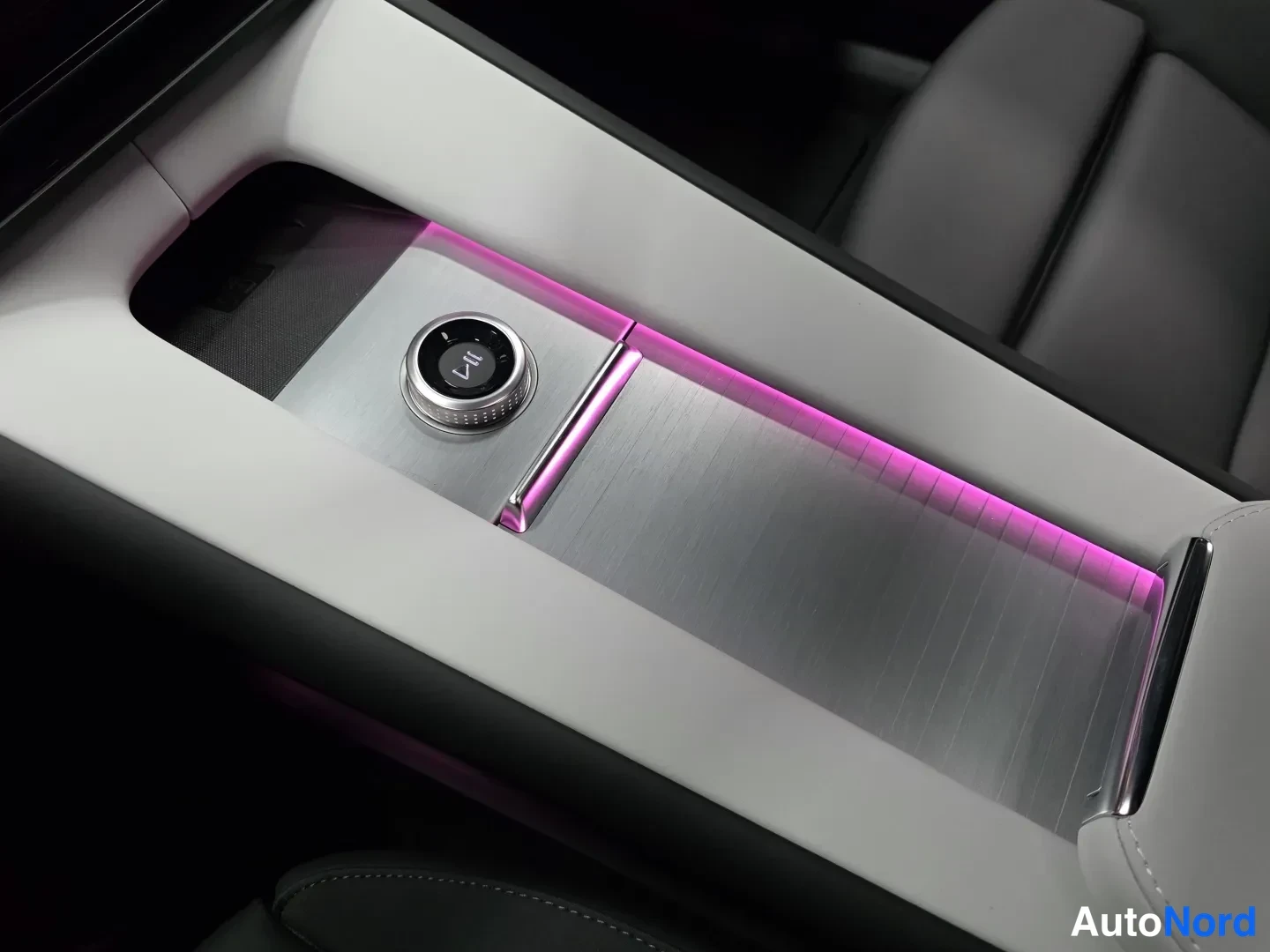 Grey Polestar 4 2026, photo 12