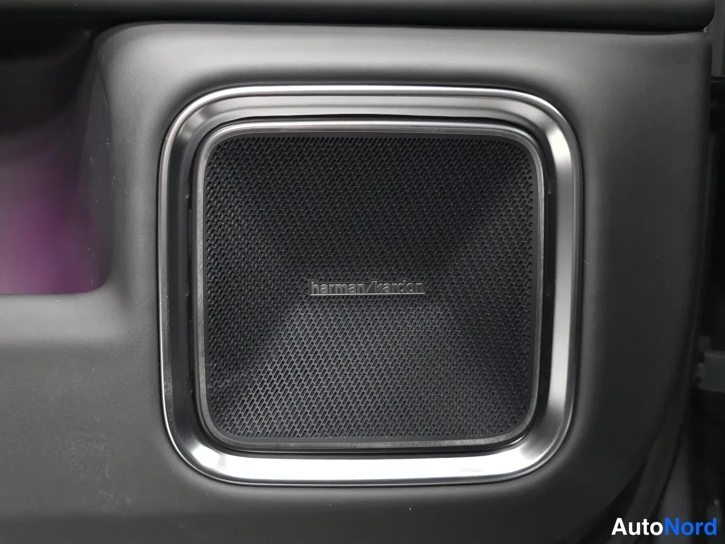Grey Polestar 4 2026, photo 14