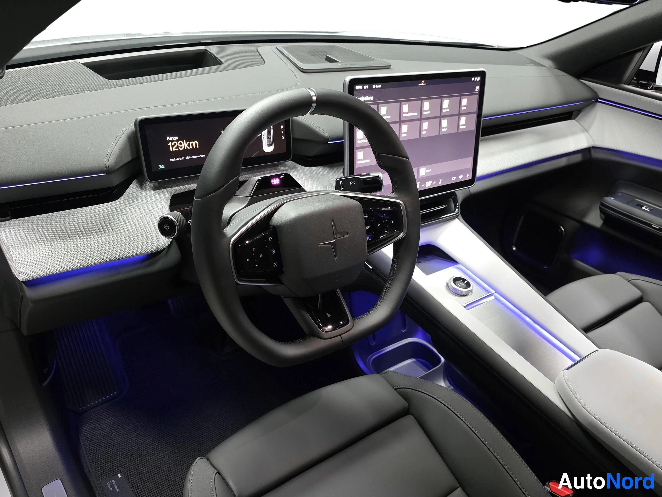 Grey Polestar 4 2026, photo 10